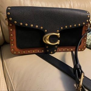 ❤️COACH Tabby 26 with studs